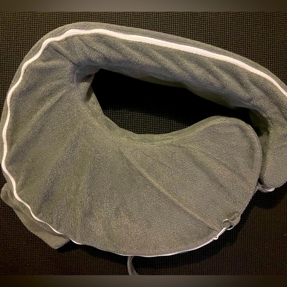 my brest friend Accessories - EUC My breast friend nursing pillow